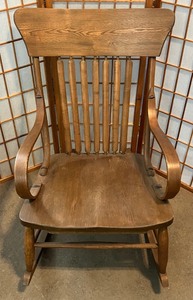 lot 13 image: Vintage Solid Wood Rocking Chair