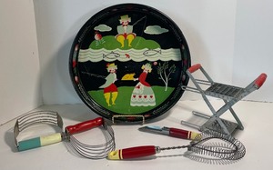 lot 8 image: Vintage Mason Ware Toleware Serving Round Tray and Red Wood Handled Utensils