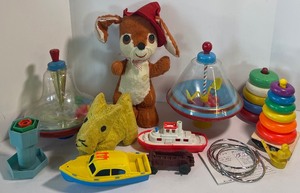 lot 16 image: LOT of Twelve Vintage Toys - Gund Creation Rabbit and More