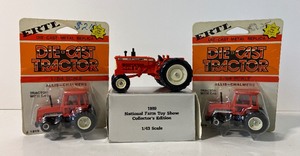 lot 51 image: 1989 Ertl 143 Scale Allis Chalmers Tractor and 164 Scale Allis Chalmers (2)