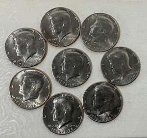 lot 70 image: 1776-1976 Kennedy Half Dollars Lot of 8
