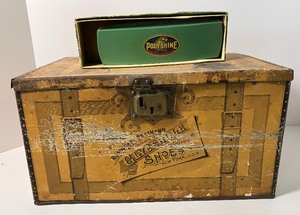 lot 105 image: Vintage R&B Glycerole Shoes Tin and Poly Shine Kit