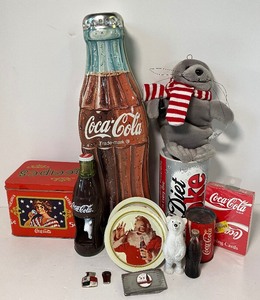 lot 110 image: Coca Cola Collectibles Lot