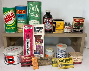 lot 147 image: Vintage Lot of Home Cleaning Items-Fun Display Pieces