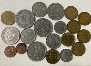 lot 158 image: German Currency Lot of 20 Pieces