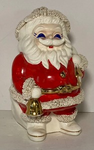 lot 179 image: Vintage Spaghetti Trim Santa Claus Bank 1950s Norcrest