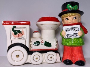lot 182 image: Vintage Santa ClausElf Train Bank and Caroler
