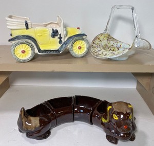 lot 187 image: Vintage Dachshund Four Piece Snack Set Dish, Car Planter Murano Blown Glass Basket