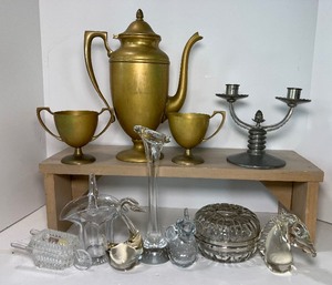 lot 193 image: Art Deco Dirilyte Coffee Tea Pot Set Creamer Sugar Bowl and Blown Glassware