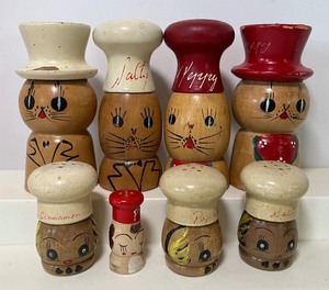lot 176 image: Lot of Vintage Wooden Chef Salt and Pepper Shakers Kitty Salt and Peppy Matching Sets