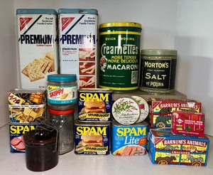 lot 166 image: Vintage Tin and Jar Box Lot Creamette, Nabisco, Skippy