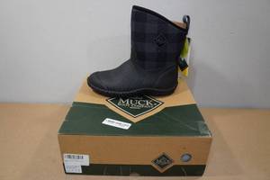 Muck Boots Womens Muckster II Mid Boots -Size 6