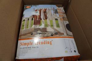 Simple Trending Rolling Clothing Rack
