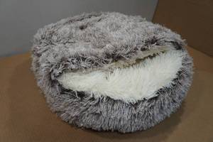 Faux Fur Calming Cat Bed Cave 18x20