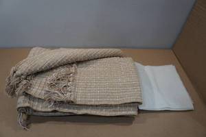 4x6 Area Rug with Non-Slip Pad