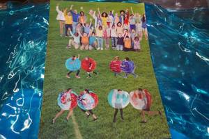 2 Inflatable Bumper Bounce Body SumoGrass Ball for Kids