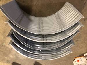 Lot of Round Plastic Window Walls Customer Returns See Pictures