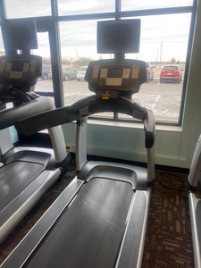 Life Fitness 95T Elevation Inspire Commercial Treadmill