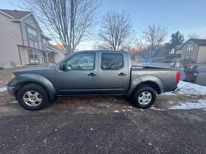 lot 6 image: 2007 NISSAN FRONTIER SE 4X4 Automatic Transmission