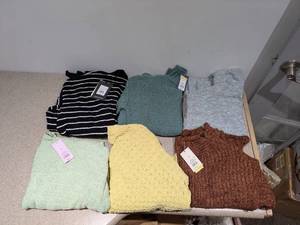 lot 1 image: 6 BRAND NEW WOMENS SWEATERS SIZE MEDIUM