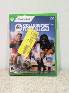 lot 23 image: NEW XBOX SERIES X COLLEGE FOOTBALL 25