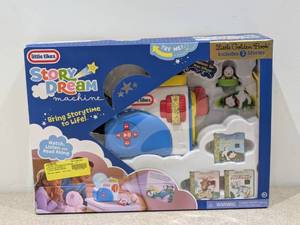 lot 34 image: BRAND NEW LITTLE TIKES STORY DREAM MACHINE