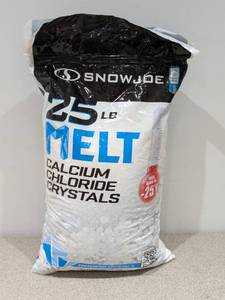 lot 69 image: BRAND NEW SNOW JOE 25LBS. CALCIUM CHLORIDE CRYSTAL MELT