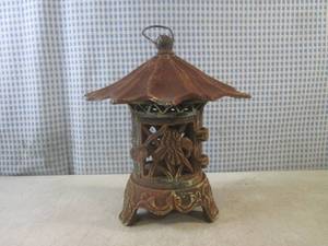 (BS) Cast Iron Candle HolderLanter...