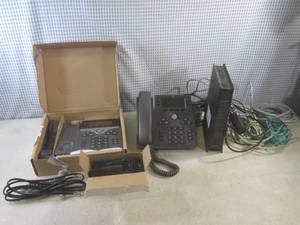 (A-2) New In Box Cisco Telephone an...