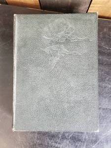 lot 8 image: Antique Birds of America Book   Very Cool Photos Awesome Collectors Piece