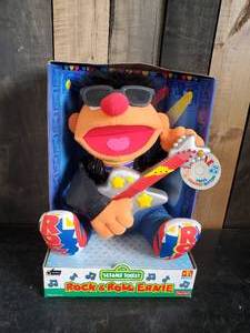 lot 32 image: Rock n Roll Ernie   New in Box untested
