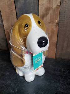 lot 42 image: New Never Used Pioneer Woman Dog Cookie Jar