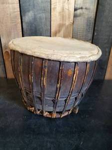 lot 74 image: Vintage Heavy Native American Drum