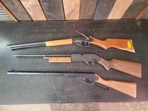 lot 123 image: 3 vintage BB Guns One original Red Rider