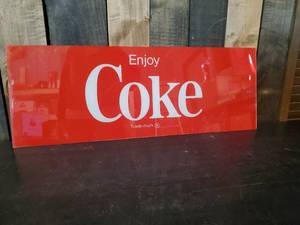 lot 138 image: Super nice Coca-Cola Plexi Glass Sign 9 12 x 26