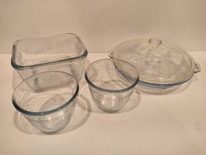 lot 65 image: Fire King Philbe Refrigerator Dish, Serving Dish wLid & Two Serving Cups
