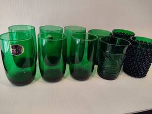 lot 18 image: Emerald Green Juice Glasses