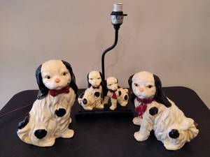 lot 15 image: King Charles Spaniel Ceramic Lamp & Figurines