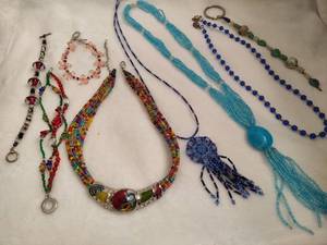 lot 120 image: Lot of Assorted Small Beaded Necklaces & Bracelets