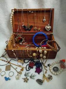 lot 123 image: Misc Lot of Assorted Costume Jewelry  Wood Box