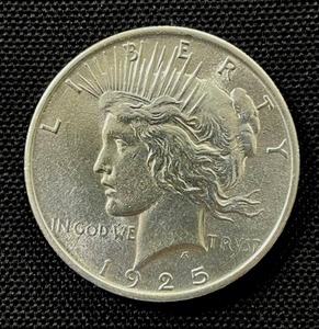 lot 4 image: 1925-P Peace Silver Dollar AU-EF