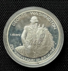 lot 49 image: 1982 Washington 250th Anniversary of his Birth (Half Dollar)