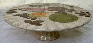 lot 27 image: Vintage Red Wing Pottery Tampico Pedestal Cake Stand