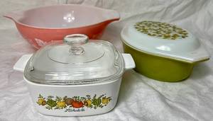 lot 74 image: PYREX 1 12 Qt 043 Oval Covered Casserole Verde Pattern, PYREX Pink Gooseberry Cinderella 4 Qt 444 Mixing Bowl  and CorningWare Spice of Life Casserole Dish
