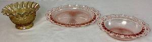 lot 68 image: Anchor Hocking Pink Depression Lace EdgeOld Colony Plate and Bowl and L.E. Smith Daisy and Button Amber Glass Bowl