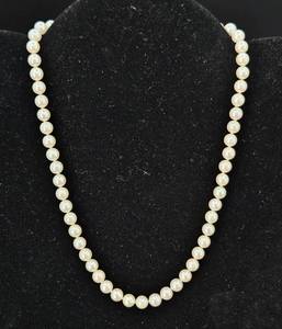lot 95 image: Cultured Pearl Strand 14K 16 Necklace with 6.5MM Akoya Pearls