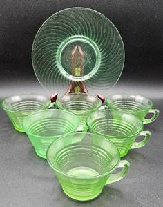 Set of 6 Uranium Glass Anchor Hocking Flared Cups With 8.75 Bread and Butter Plate