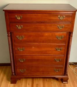 Willett Solid Wildwood Cherry 6 Drawer Dresser