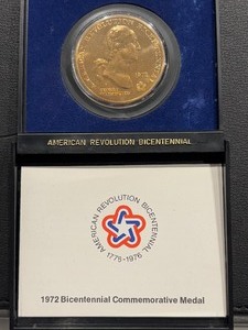 lot 18 image: 1972 Bronze Bicentennial Medal
