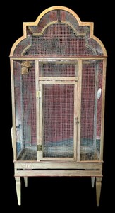 lot 12 image: Large Birdcage